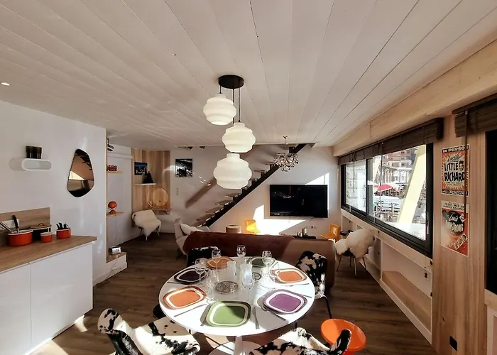 Le Flocon-duplex Face Aux Pistes * ラ・モンジー